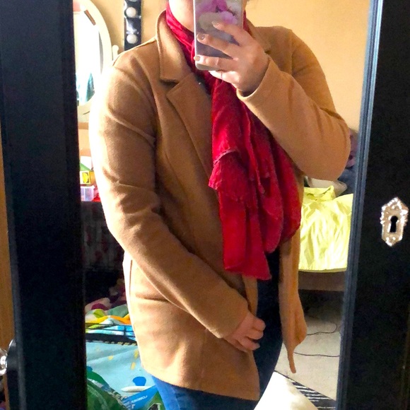Tan coat - Picture 1 of 3